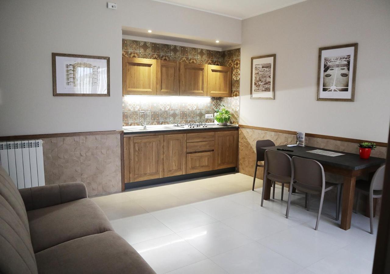 Residenza La Reggia Bed and Breakfast Caserta Exteriör bild
