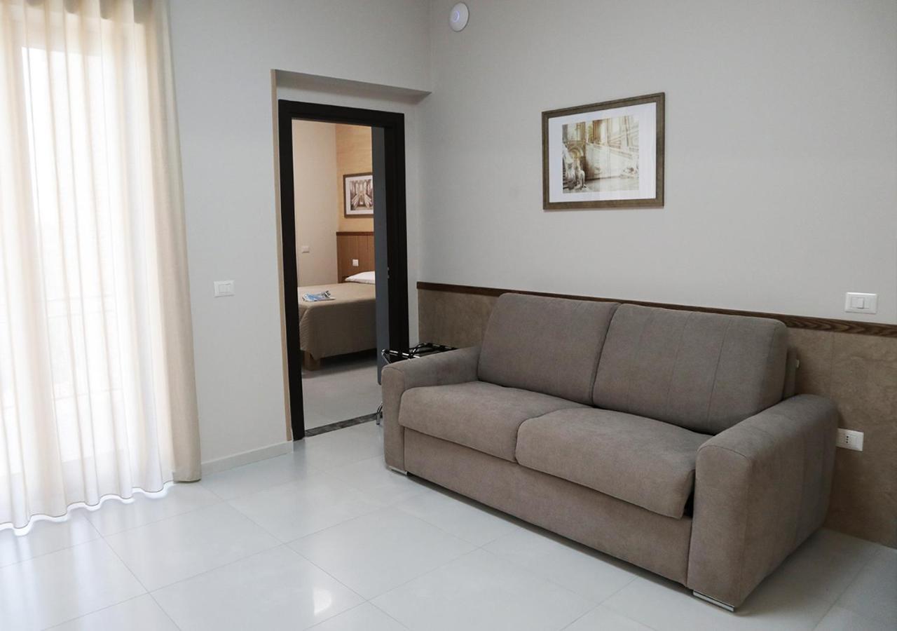 Residenza La Reggia Bed and Breakfast Caserta Exteriör bild