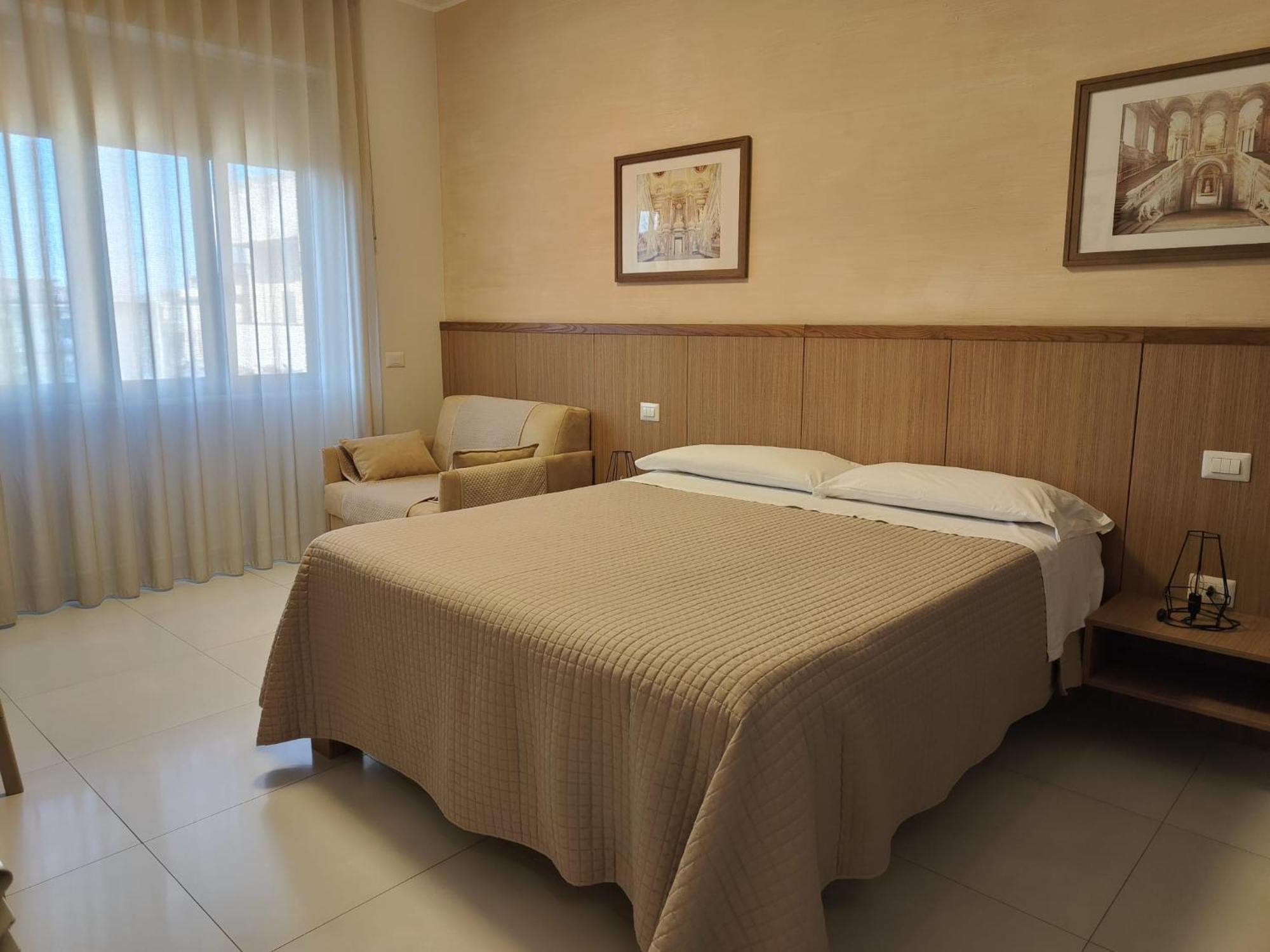 Residenza La Reggia Bed and Breakfast Caserta Exteriör bild